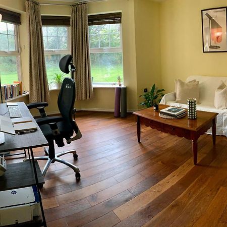 Peaceful Garden View Apt. Close To Central Londen Buitenkant foto
